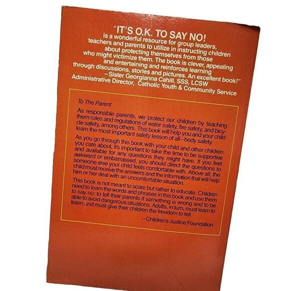Vintage Children's Books, 80s "It's Ok To Say No!" Safety Manual Story Book - Picture 5 of 5